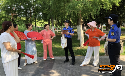沙市城管走进荆江亭社区：零距离 “典”亮生活