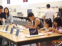 图集 | 商圈人气旺 市场活力足 