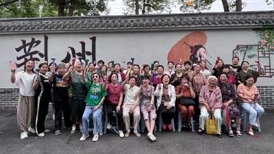 荆州区安澜门社区开展“艾心相伴，粽享安康”端午节主题活动