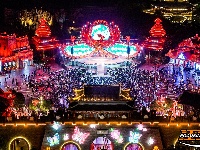 点亮夜空！五一假期赏绚丽烟火秀