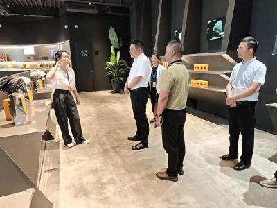 彭国飞率队赴杭州开展招商