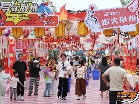 图集 | 商圈人气旺 市场活力足 