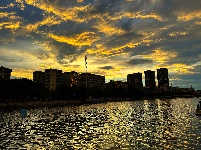 图集 | 夏夜洪湖 邂逅晚霞与音乐