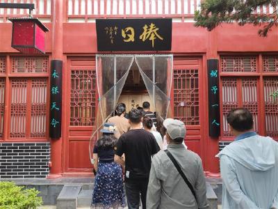 毕业季狂欢！荆州各景区化身“宠客狂魔”