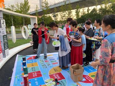 玩游戏兑礼品 垃圾分类知识“趣”中学