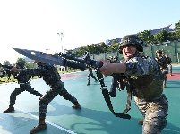 图集 | 致敬高温下的驻地武警战士