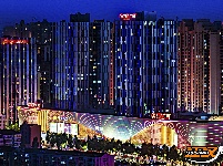 【夏夜览荆州系列五】：满城灯火家和谐