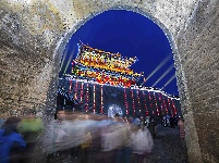 图集 | 【夏夜览荆州系列一】：灯火通明宾阳楼