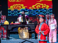 图文 | 荆州花鼓戏《十五贯》首演成功