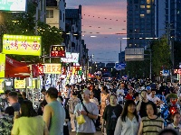 图集 | 荆州夜市经济活力足 “美食+美景”双联动