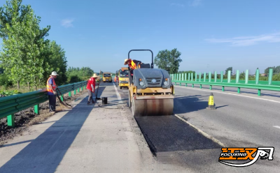 公安县：迎战高温 确保公路畅通