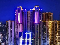 【夏夜览荆州系列五】：满城灯火家和谐