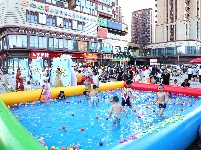 图集 | 邻里嘉年华 夏日烟火气