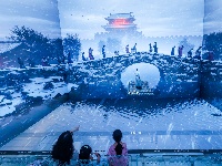 图集丨对话张居正！元宇宙艺术馆引爆开学季
