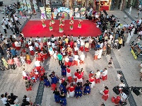 图集 | 邻里嘉年华 夏日烟火气