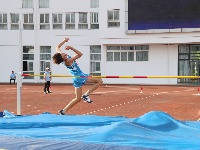 图集丨田径赛场龙争虎斗 湖北少年青春激扬
