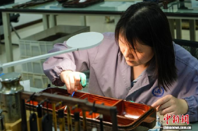 中新网关注荆州：科技让珍贵文物重焕新生 华彩再现