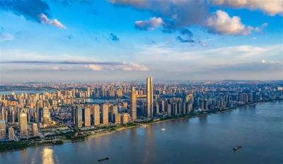 刚刚，武汉全城鸣响！