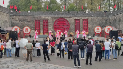 庆华诞 赏好戏——“戏韵荆楚”惠民演出点亮荆州古城国庆假期