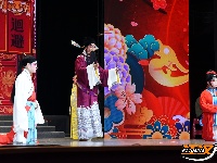 图集 | 国庆佳节“戏”味浓 花鼓戏《十五贯》经典开演
