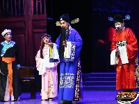 图集 | 国庆佳节“戏”味浓 花鼓戏《十五贯》经典开演