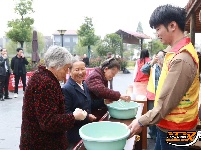 图集 | 江陵县秦市乡举办“九九重阳 ‘秦’暖桑榆”主题活动