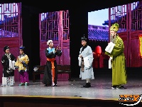 图集 | 国庆佳节“戏”味浓 花鼓戏《十五贯》经典开演