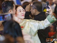 图集 | 荆州五一路文创市集人潮如流