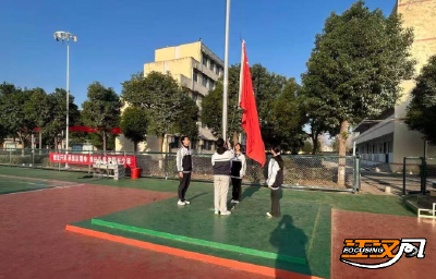 监利市龚场镇廖池中学举行2025年秋季期中总结暨表彰大会