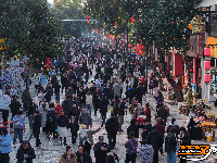 大年初一 东门好戏连台 游客嗨翻天