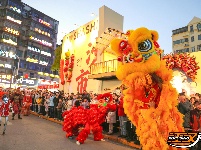 图集 | 民俗巡游闹新春 沙市五一路年味足