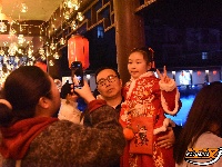 荆州古城：沉浸夜游灵剑山，赴仙侠奇幻之约