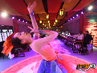 图集 | 品三国美宴，赏楚韵大戏