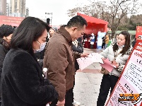 洪湖民俗展演助力求职忙