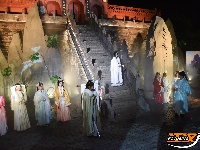 荆州古城：沉浸夜游灵剑山，赴仙侠奇幻之约