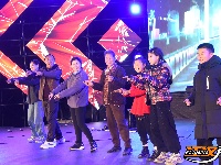 荆州十二时辰“新春江湖音乐会”燃情开唱