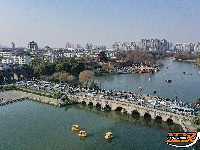 楚韵开城 万人纳福