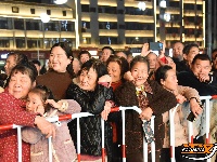 荆州十二时辰“新春江湖音乐会”燃情开唱