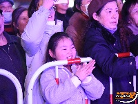 荆州十二时辰“新春江湖音乐会”燃情开唱