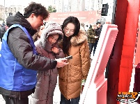 洪湖民俗展演助力求职忙