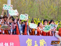 图集 | 热血沸腾！2026荆州马拉松现场直击