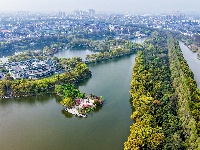 图集 | 碧水繁花相映 荆州三国公园春意浓