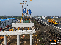 图集 | 荆州汉宜改扩建主桥索塔初具规模