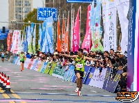 图集 | 热血沸腾！2026荆州马拉松现场直击