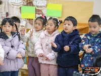 图集 | 小花马·大春天 荆州市商业幼儿园开学仪式感拉满