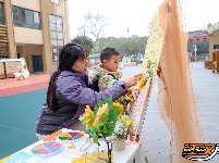 图集 | 小花马·大春天 荆州市商业幼儿园开学仪式感拉满