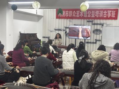 580个名额半天抢光 一门课何以“热”十年——荆州市群艺馆公益培训的“文化民生”实践