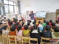 图集 | 小花马·大春天 荆州市商业幼儿园开学仪式感拉满