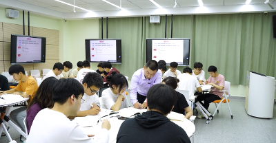 一粒“芯”火照课堂 万千桃李向产业    长江大学半导体物理课程改革让硬核知识“活”起来