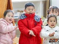 图集 | 小花马·大春天 荆州市商业幼儿园开学仪式感拉满